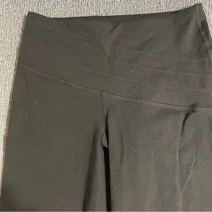 Lululemon Rainbow Flare Crop Leggings thumbnail 2