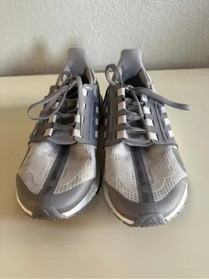 Adidas Women's Ultraboost DNA City Xplorer Grey Outdoor Trail Shoes Size 8.5 thumbnail 3