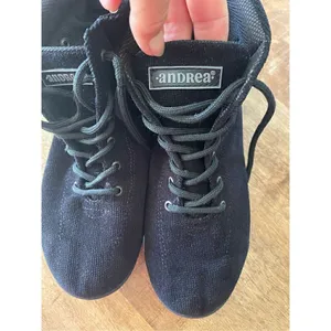 NWOT Vintage Y2K Women's Andrea Black Corduroy Ankle Boots Size 8,5 thumbnail 8