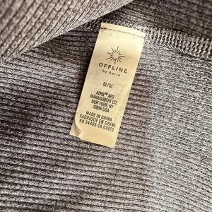 OFFLINE by Aerie Grey Ribbed Mock Neck Long Sleeve Crop‎ Top with Thumbholes M thumbnail 4