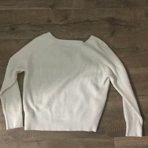 Old Navy Sweater Cream thumbnail 2