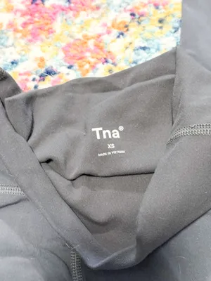 Aritzia TNA Butter cheeky High Rise Leggings thumbnail 7