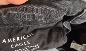 American Eagle Super High-Rise Ankle Straight Jeans thumbnail 4