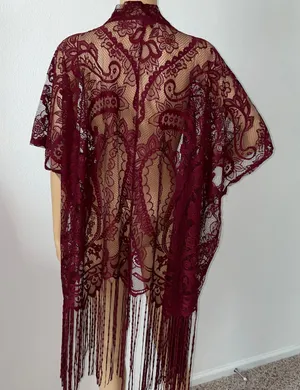 Emerette Burgundy / Wine Colored Lace Short Sleeved Kimono Size Small thumbnail 6