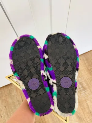 Ugg Fluff Yeah Punk Plaid Slide slippers size 8 women's thumbnail 7