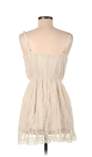 Abercrombie Cream Lace Dress thumbnail 2
