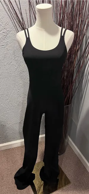 🌺WILO BLACK RIBBED FLARE ATHLETIC JUMPSUIT SIZE SMALL🌺 thumbnail 1