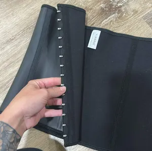 Yianna Black corset thumbnail 1