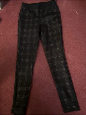 No Boundaries Woman’s Black Plaid Stretch Pants thumbnail 1