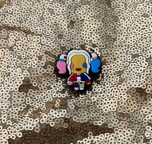 Croc charm, the joker and Harley Quinn thumbnail 1