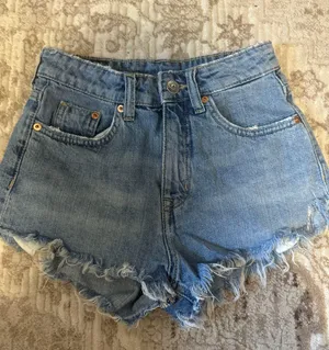 H&M Jean Shorts thumbnail 3