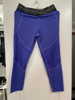 Pro Leggings thumbnail 1