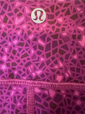 lululemon athletica Magenta & Purple Patterned Leggings thumbnail 5