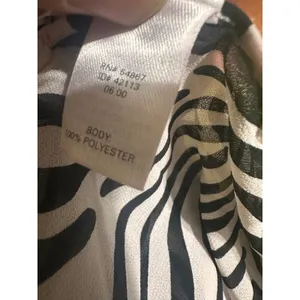 Victorias Secret Zebra Print Ruffle Front Blouse Vintage 2000s‎ Tan Black M thumbnail 6
