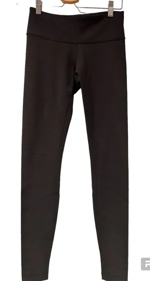 Lululemon Wunder Under leggings 28” inseam size 6 thick leggings see description thumbnail 1