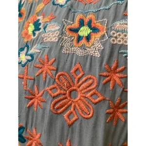 Luna Moon Womens Gray Embroidered Floral‎ Tunic Blouse Roll Tab Sleeve Medium thumbnail 3