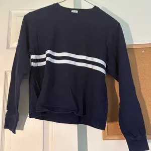Brandy Melville John Galt Long Sleeve thumbnail 1