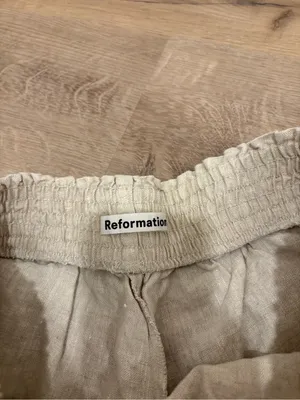 Reformation Cream Lightweight Shorts thumbnail 3