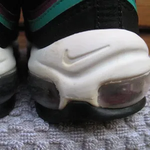 Womens Nike Air Max 97 Black Grape 8.5 thumbnail 9