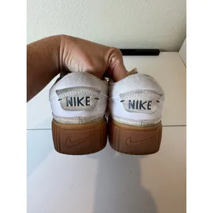 Nike Court Legacy Lift Platform Sneakers Women 7 White Gum‎ Sole Minimalist thumbnail 4