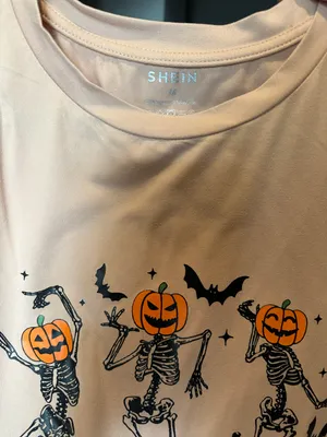 Halloween Tee Size M thumbnail 2