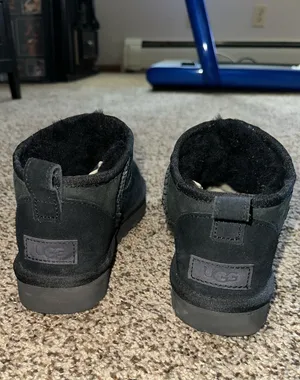 UGG Boots Ultra Mini Classic Black thumbnail 2