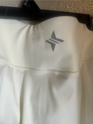 Tuckernuck Sport White‎ Eyelet 2-in-1 Tennis Skort with Capri Leggings Size M thumbnail 7