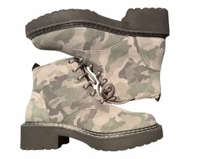 Linea Paola Women’s Camo Lace-Up Platform Ankle Combat Boots Size 8.5M thumbnail 3