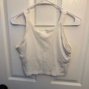 PINK Victoria’s Secret White Ribbed Cropped Tank Top thumbnail 2