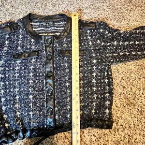 White House Black Market Navy Tweed Cropped Jacket Faux Leather Trim Small‎ thumbnail 8