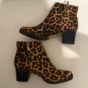 Sam Edelman Edith Leopard Print Bootie Ankle Boots Size 6 Block Heel thumbnail 10