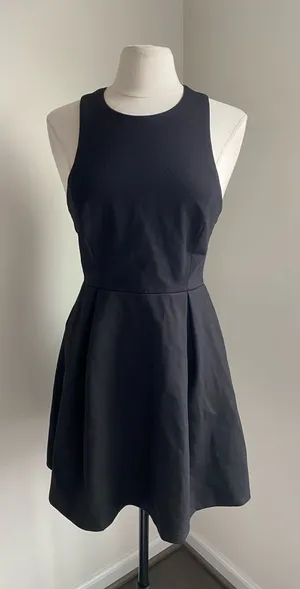 Lulus Classic Black Sleeveless Fit-and-Flare Dress Cut Out Back Womens Sz Medium thumbnail 1
