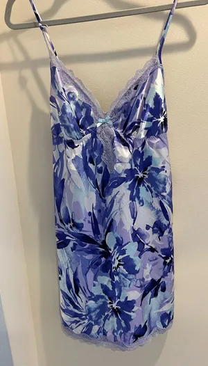 Floral slip dress Size M thumbnail 1