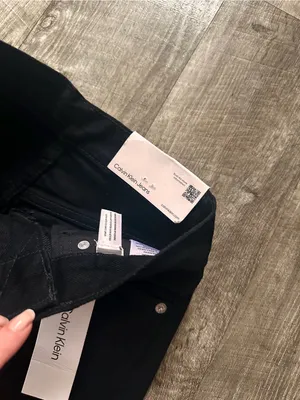 NWT Calvin Klein Barrel Fit High Waisted Jeans Size W24 thumbnail 5