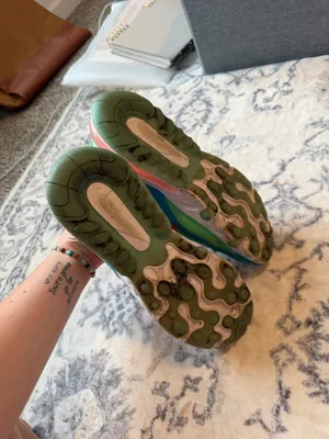Nike WMNS Air Max 270 React 'electro green Lagoon' size 9 thumbnail 6