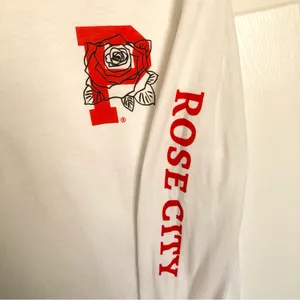 White and Red Rose City Portland Gear Long Sleeve T Shirt Size S thumbnail 4