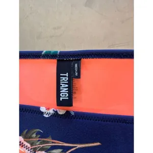 Triangl Navy Floral Neoprene Cheeky Bikini Bottoms Size Medium thumbnail 2