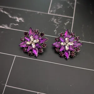 Vintage Stud Earrings 1.25" Purple & Clear Gems Regal Large Statement thumbnail 2