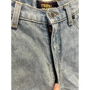 Faded Glory Vintage USA Made Womens Size 9/10 Stone Wash Denim Mom Shorts thumbnail 3