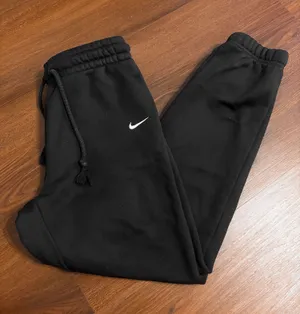 Black Nike Sweatpants thumbnail 1