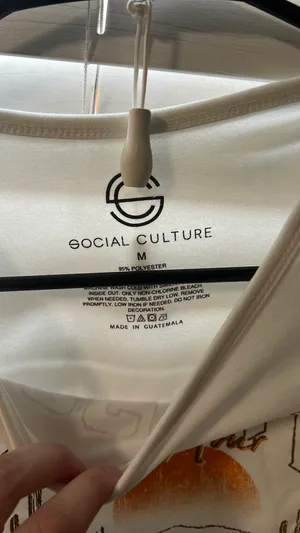 Social Culture White Tee Size M thumbnail 3