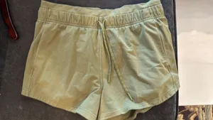 Lululemon Shorts thumbnail 2