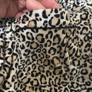 Joyspun leopard plus size pajama pant set woman size 2X 18W-20W long sleeve thumbnail 4
