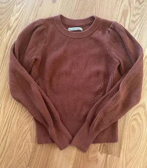 Abercrombie sweater thumbnail 1