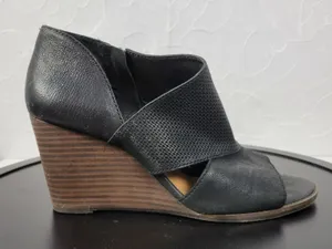 Lucky Brand Jedrek Womens Wedge Size 11 Black Leather Open Toe Slip On Pump Heel thumbnail 1