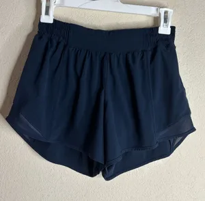 Lululemon Hotty Hot Short II Long 4" True Navy size 6 thumbnail 1