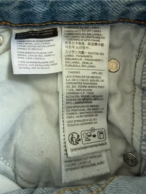 Levi's Light Blue Wide-Leg High-Rise Jeans thumbnail 6