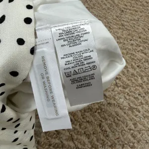 NWT LOFT Polka Dot Linen Blend Midi Skirt White Black Side Zip Slit Size 4 thumbnail 4