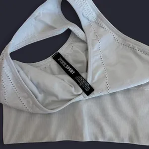 VS Pink White Sports Bra thumbnail 2