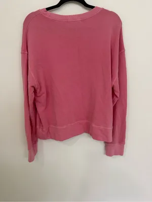 Perfectwhitetee Women's Pink Pullover Crewneck Sweater Size Medium thumbnail 2